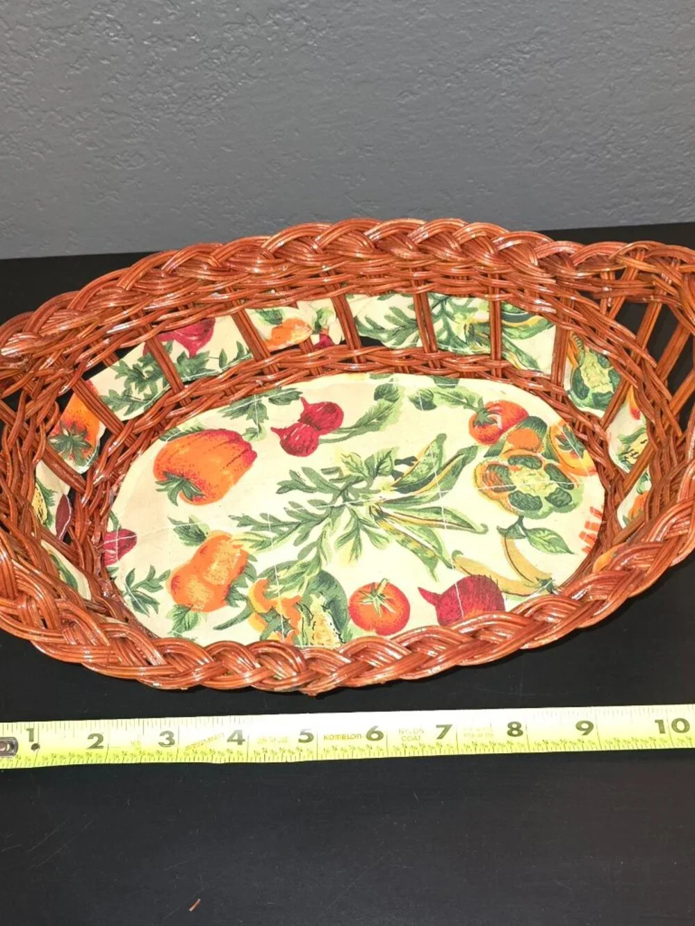 Woven Wicker Oval Bread Fruit Basket Vegetable Print Fabric Liner Kitchen Decor